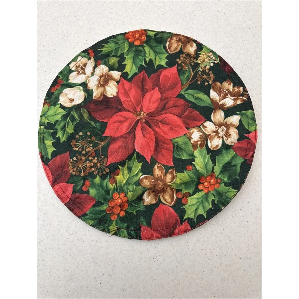 Vintage 6 Piece Handmade Cloth Christmas Poinsettia Print Placemat Set & Center